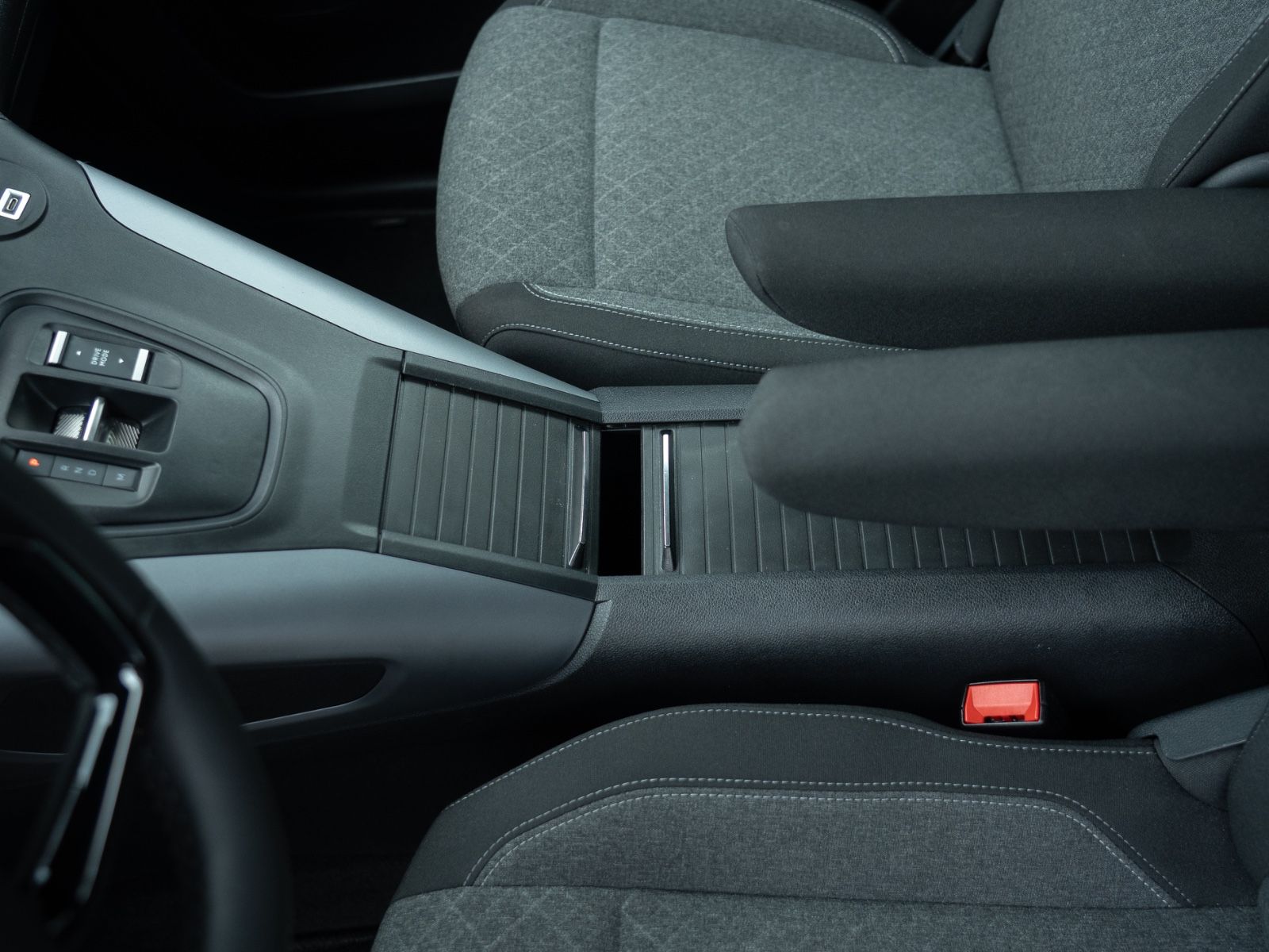 Fahrzeugabbildung Opel Combo Life  XL*7 SITZE*DAB*LED*NAVI*SITZHZG*ACC*