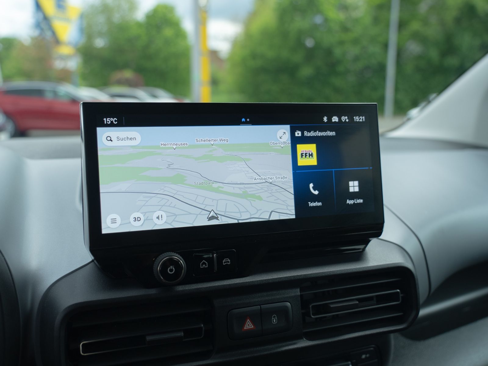Fahrzeugabbildung Opel Combo Life  XL*7 SITZE*DAB*LED*NAVI*SITZHZG*ACC*