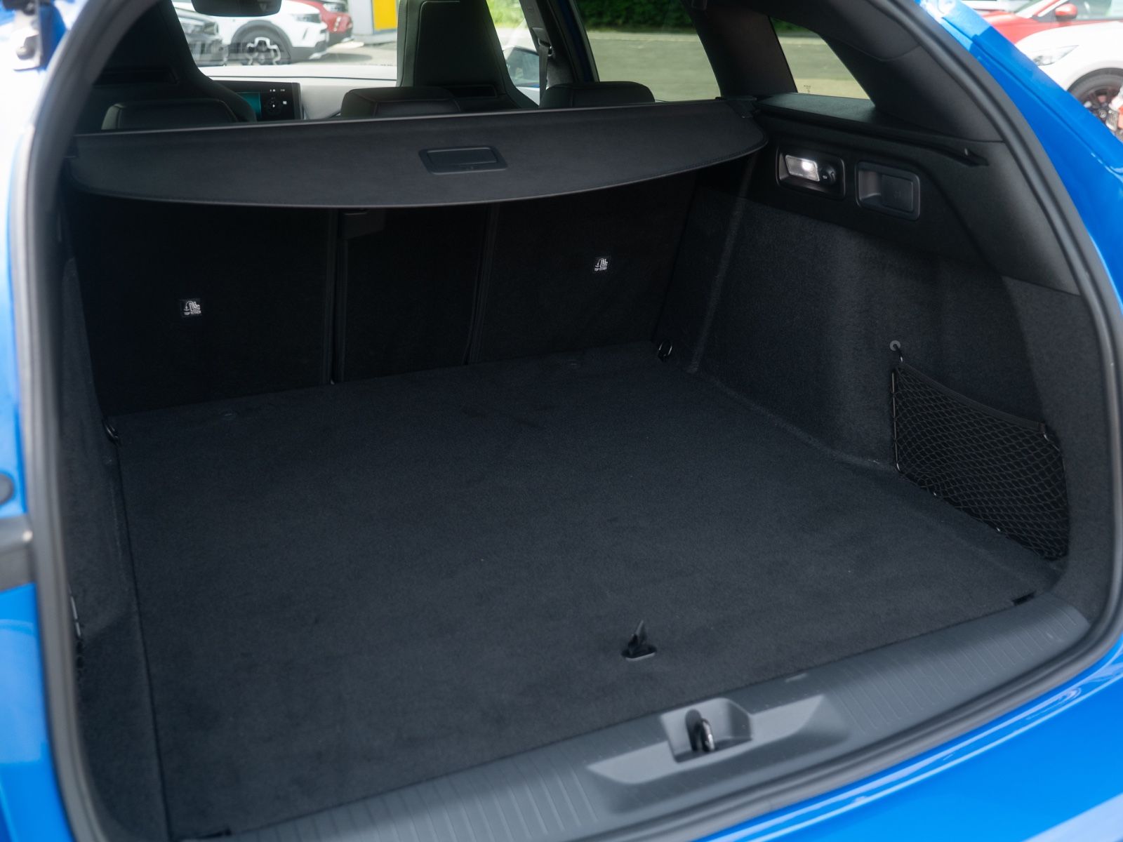 Fahrzeugabbildung Opel Astra L Sports Tourer GSe*PANO DACH*GSE SITZE*LE